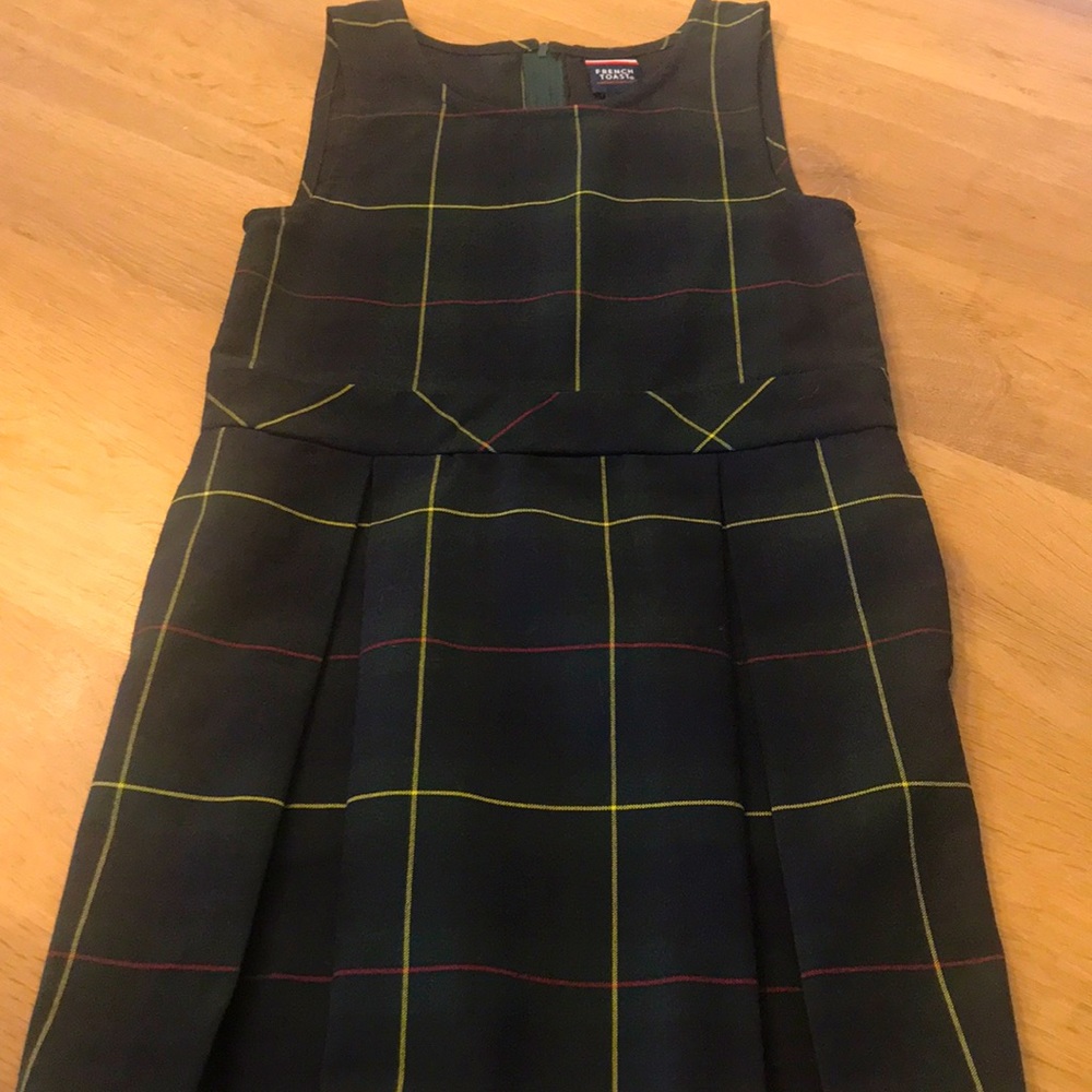 French Toast Uniform Plaid Jumper, size 8. NEW